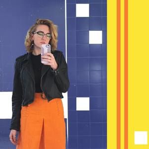 Meet your Posher, Adrienne